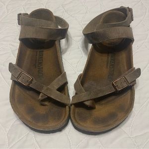 Women’s Brown Birkenstock Yara Sandals Size 38